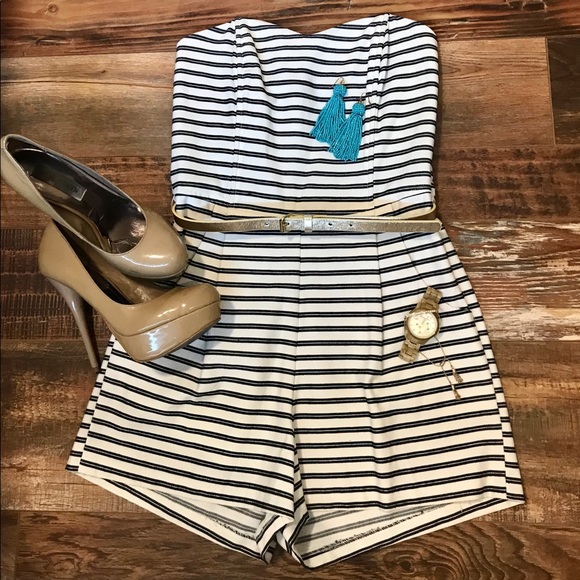 Rampage Pants - Rampage Strapless Romper w Belt✨